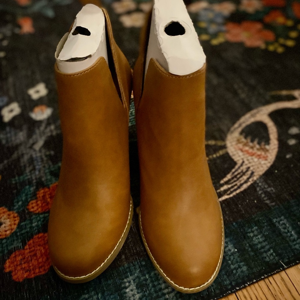 Gabbot Wedge Bootie